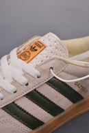 Gazelle Indoor