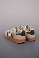 Gazelle Indoor