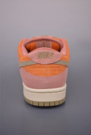 Dunk Red Stardust