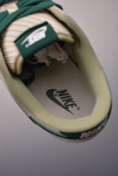 Dunk UNDEFEATED