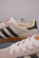 Gazelle Indoor